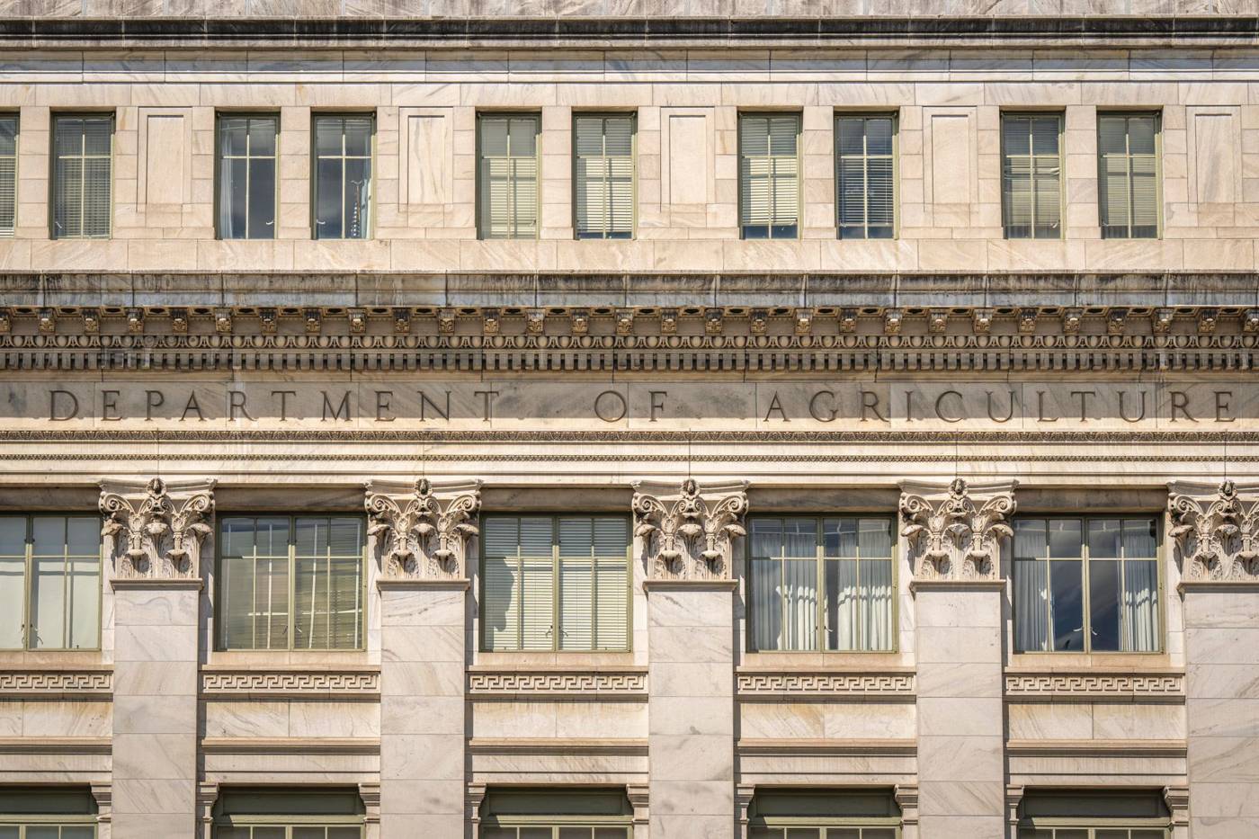 Federal reserve building exterior