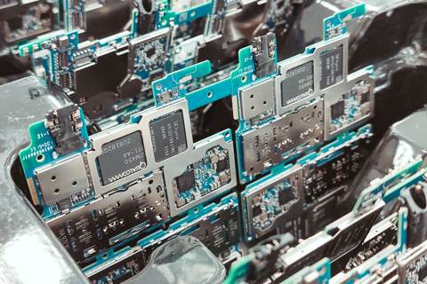 Qualcomm Buys Modular for 3.9 Billion