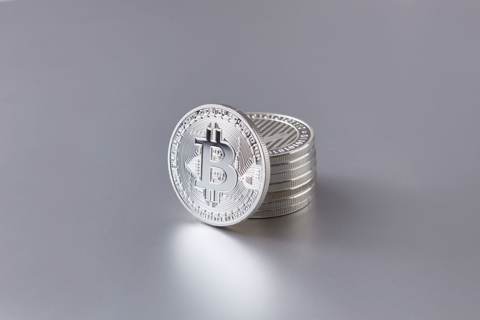 Silver Falls Below 60 Dollars Again