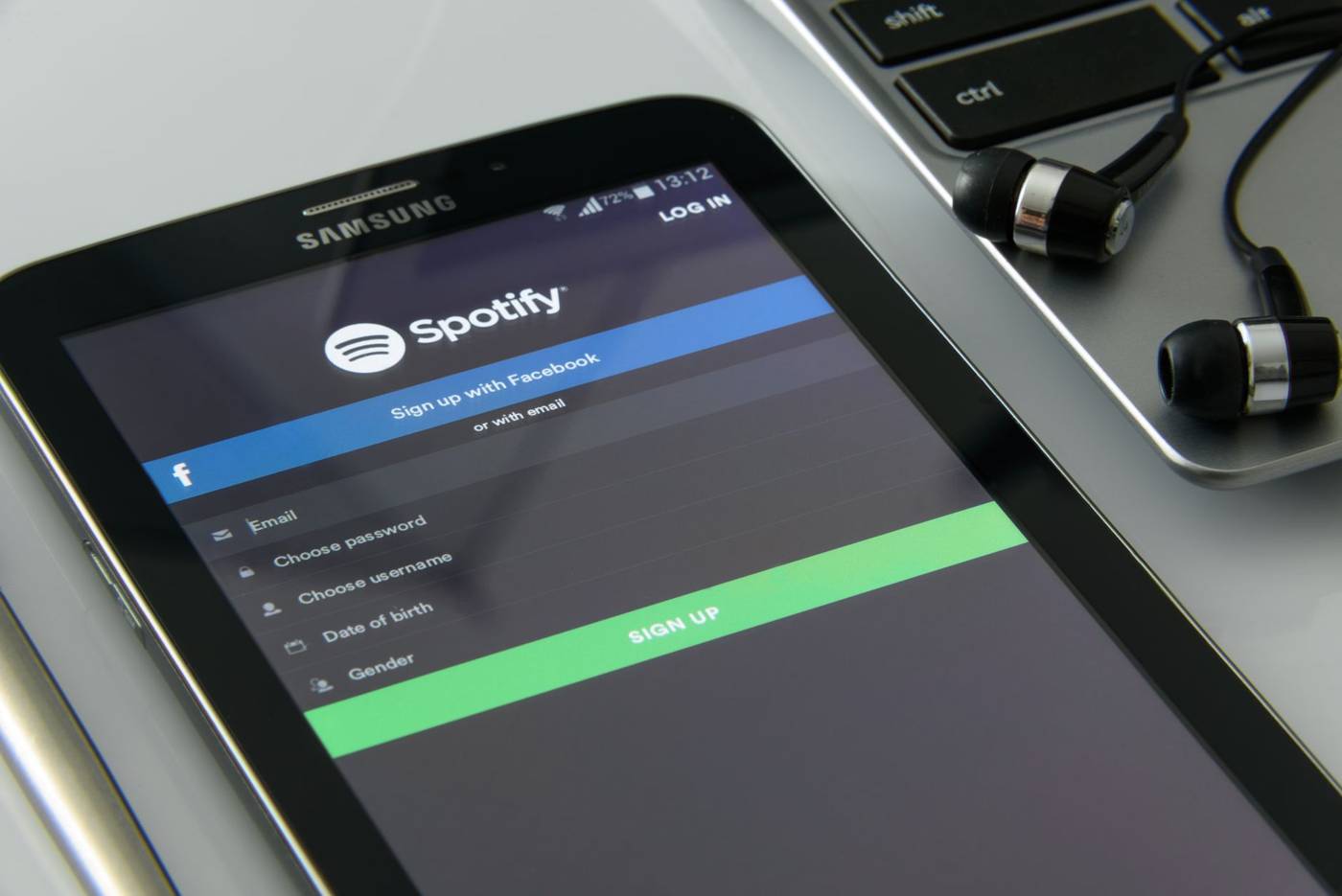Spotify app streaming chart