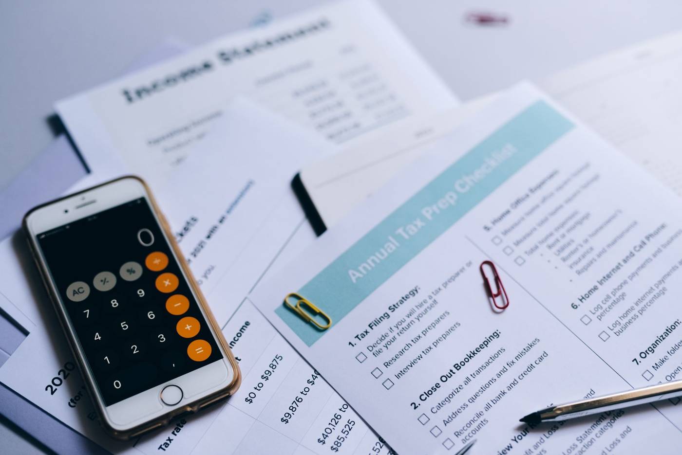 Tax documents calculator
