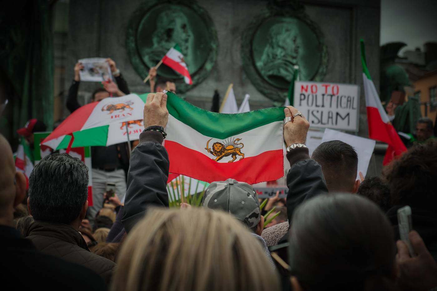 US strikes against Iran continue for a second day as Trump warns the ceasefire may be over, Iran hits bases in Kuwait…